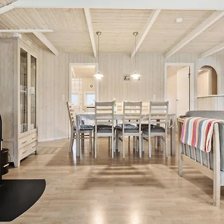 In With Sauna Casa de Férias