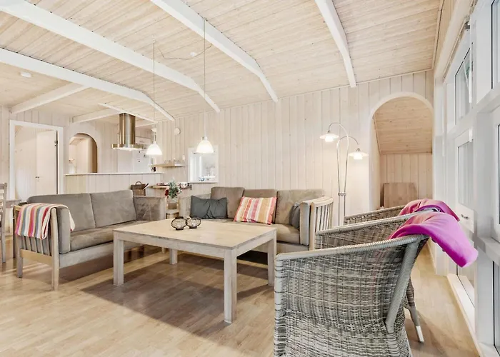 In With Sauna Semesterbostad